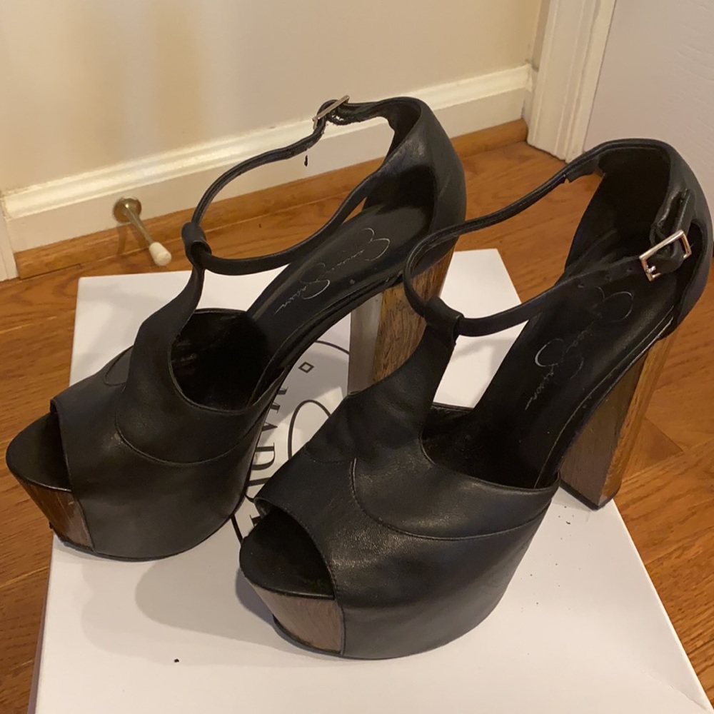 Jessica Simpson DANY T-Strap Platform Sandal